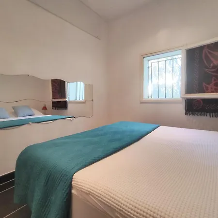 6, Port Nature, Village Naturiste, Cap D'agde * Agde